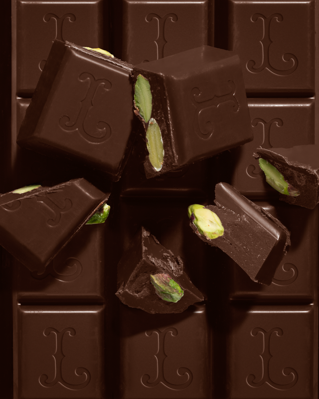 Milk Chocolate with Sicilian Pistachios | Leone dal 1857