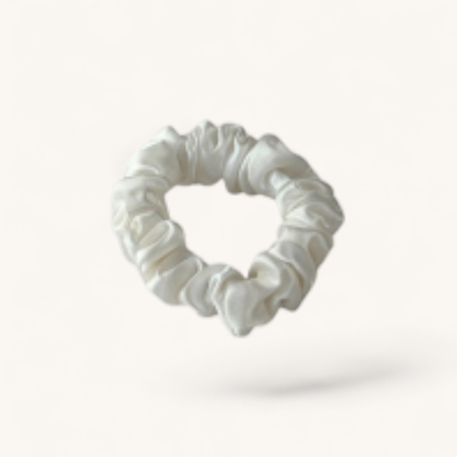 White Silk Scrunch | BGIFT