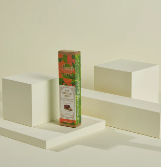 Milk Chocolate with Sicilian Pistachios | Leone dal 1857