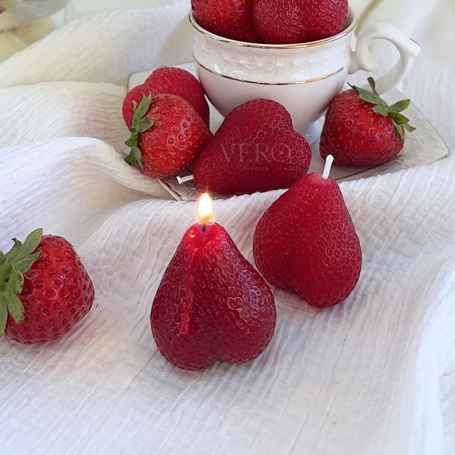 Strawberry Candle | VERO Candle