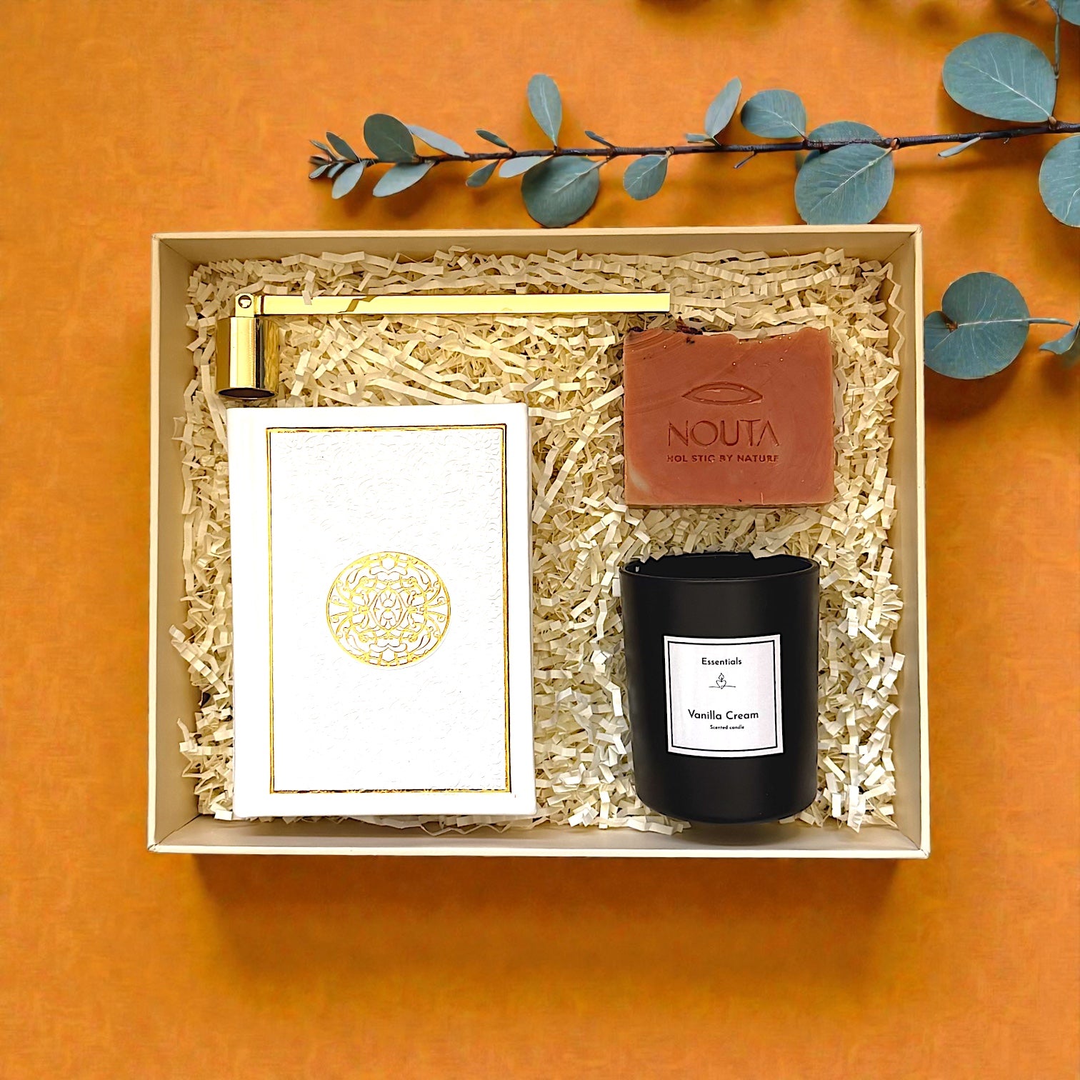 Qur’an, Candle & Self-Care | Vanilla & Oud
